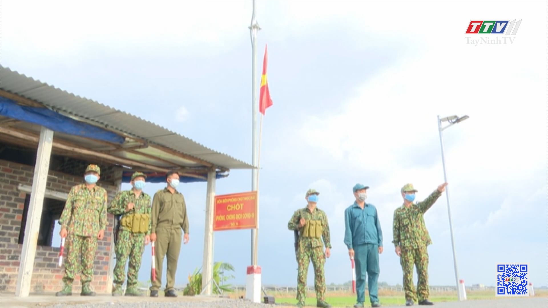 Lực lượng vũ trang huyện Bến Cầu chung sức giúp dân phòng chống dịch | QUỐC PHÒNG TOÀN DÂN | TayNinhTV