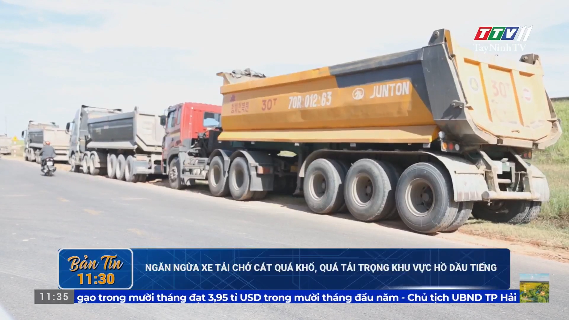 Ngăn ngừa xe tải chở cát quá khổ, quá tải trọng khu vực Hồ Dầu Tiếng | TayNinhTV